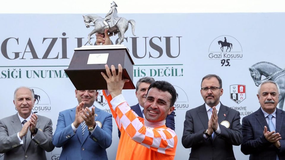 95. Gazi Koşusu’nun ödül töreni yapıldı