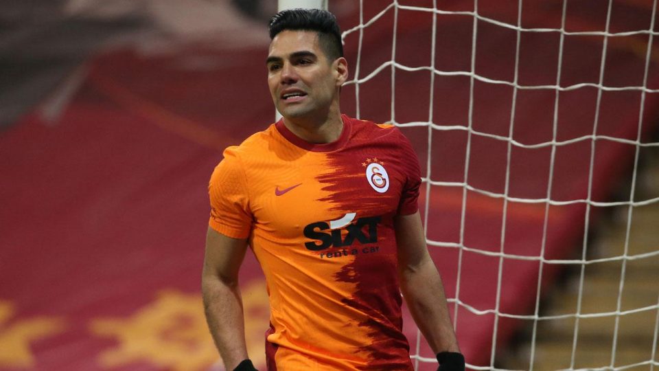 Galatasaraylı Falcao koronavirüse yakalandı