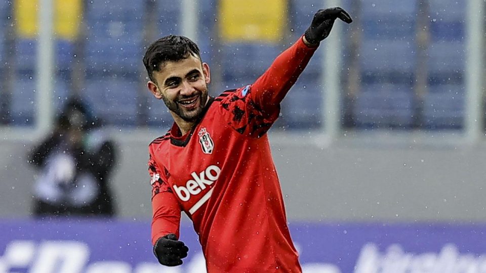 Beşiktaş Rachid Ghezzal için temaslarını sürdürüyor