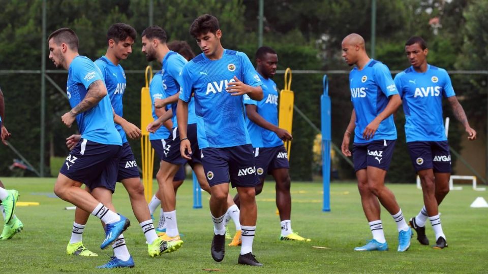 Fenerbahçe’nin Slovenya kampı iptal edildi