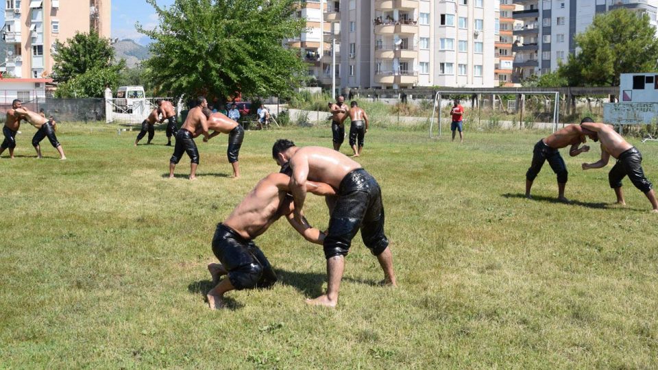 Kırkpınar Yağlı Güreşleri’ne seyirci alınacak