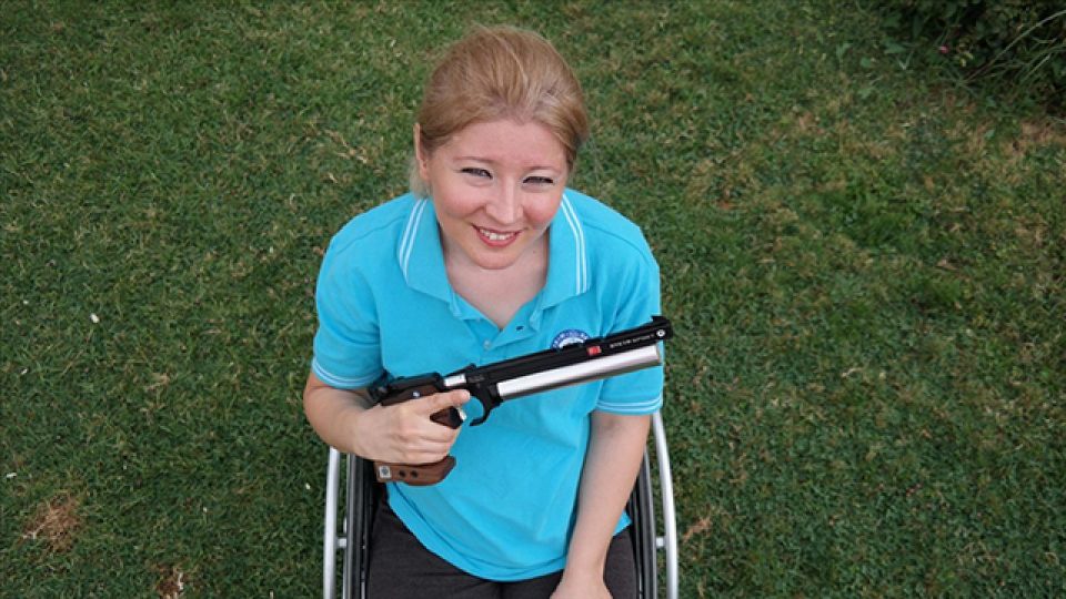 Paralimpik milli atıcı Aysel Özgan’a olimpiyat kotası