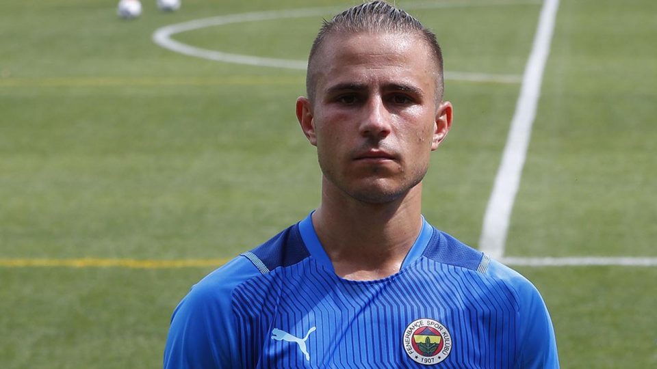 Fenerbahçe’ye Pelkas’tan kötü haber