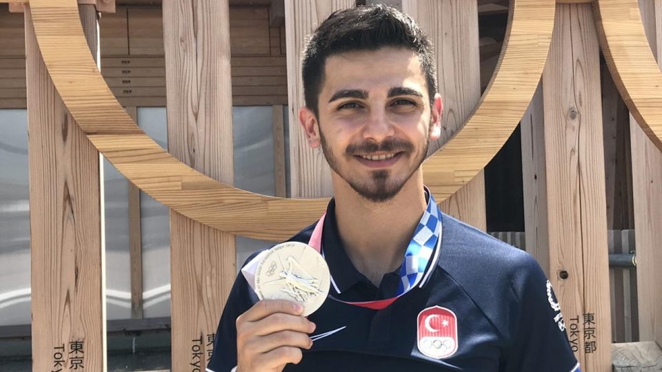 Milli karateci Eray Şamdan hayalini gerçeğe dönüştürdü