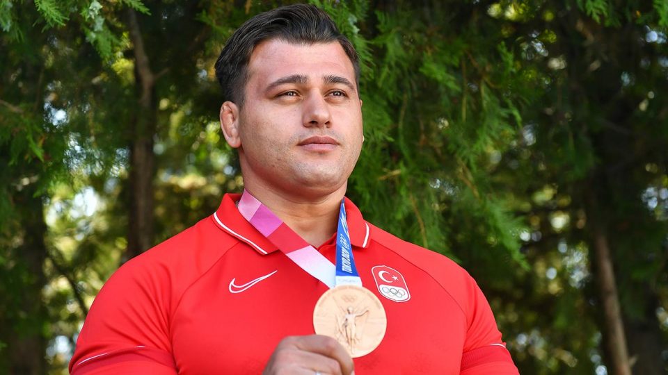 Rıza Kayaalp’in yeni hedefi Paris 2024