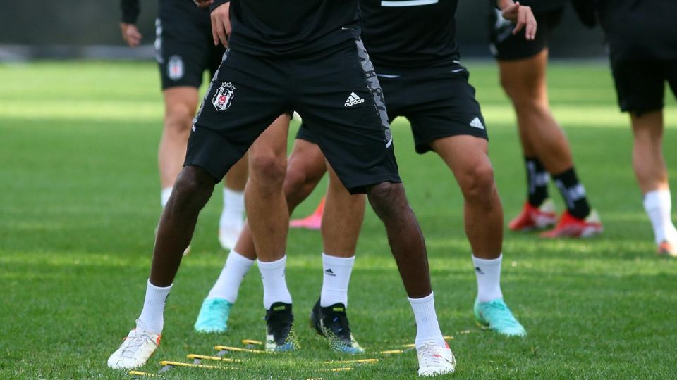 Beşiktaş’a yeni şok: 3 sakat, 1 pozitif vaka