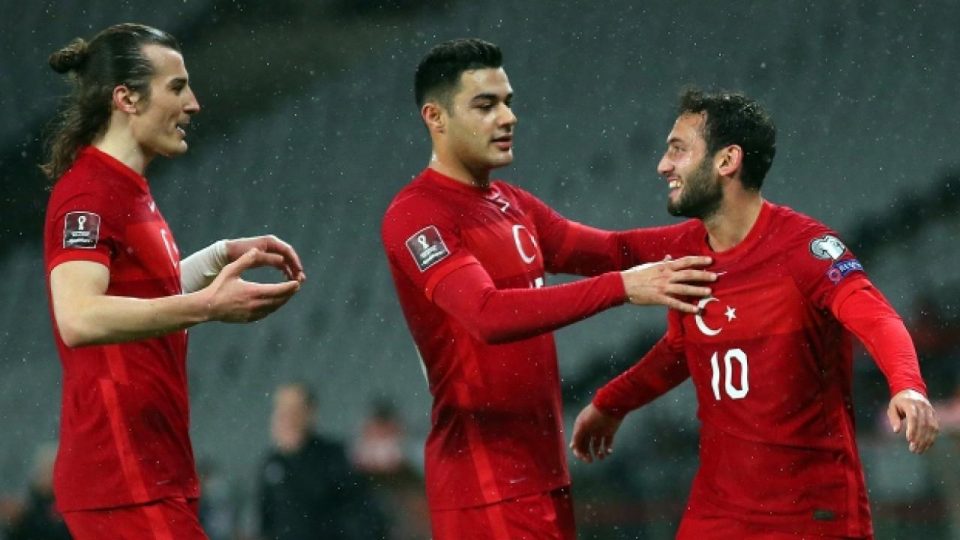 Çağlar Söyüncü ve Ozan Kabak A Milli Takım kampına katıldı