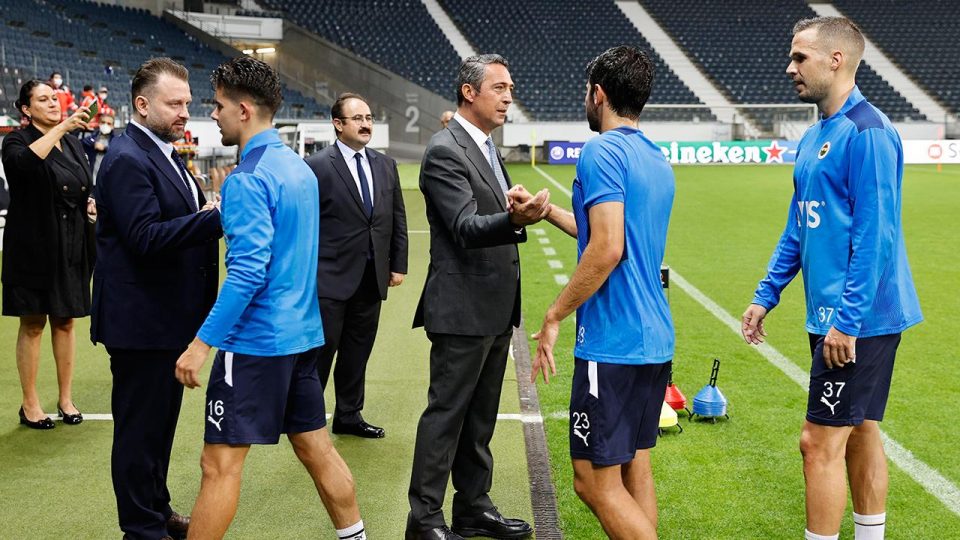 Fenerbahçe Başkanı Ali Koç takımı teselli etti