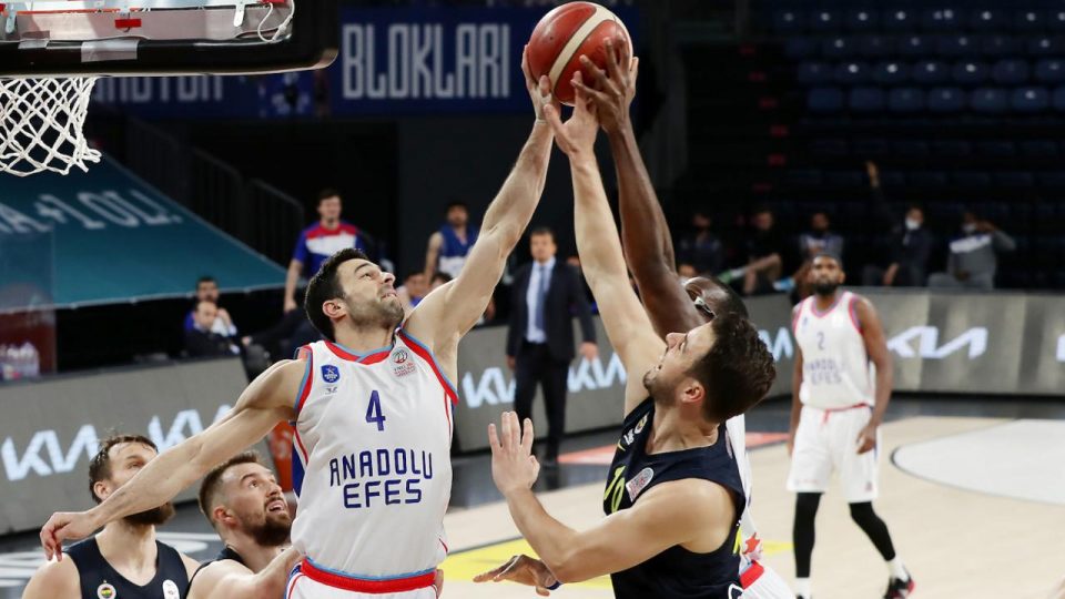 Fenerbahçe ve Anadolu Efes THY Avrupa Ligi’nde mücadele edecek
