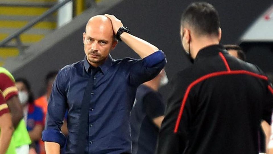 Göztepe’de Maestro tartışılıyor