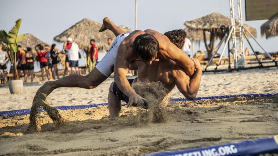 Plaj Güreşi Dünya Şampiyonası’nda milli sporculardan 10 madalya