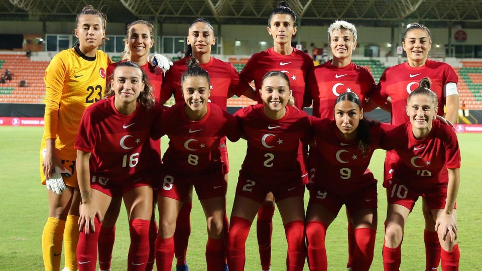 A Milli Kadın Futbol Takımı’nın aday kadrosu belli oldu