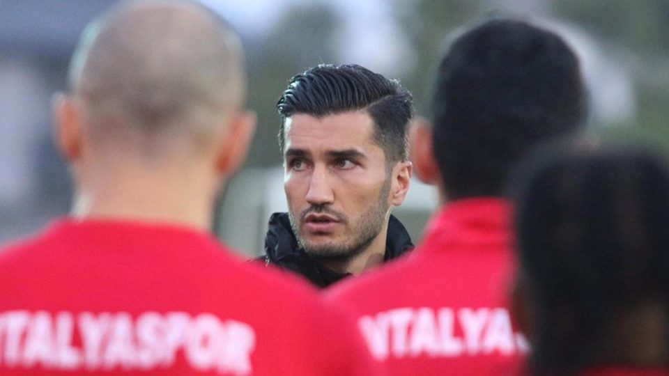 Antalyaspor’da Nuri Şahin’in ekibi netleşiyor