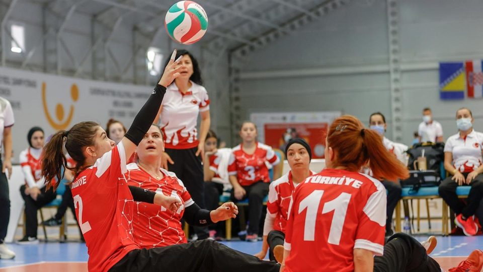 Avrupa Oturarak Voleybol Şampiyonası Antalya’da başladı