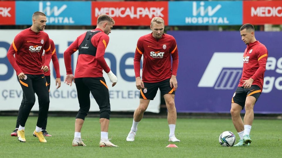 Galatasaray’ın Rizespor maçı kamp kadrosu belli oldu