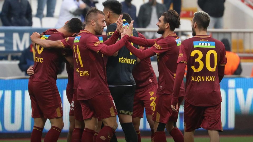 Göztepe 4 maç sonra kazandı