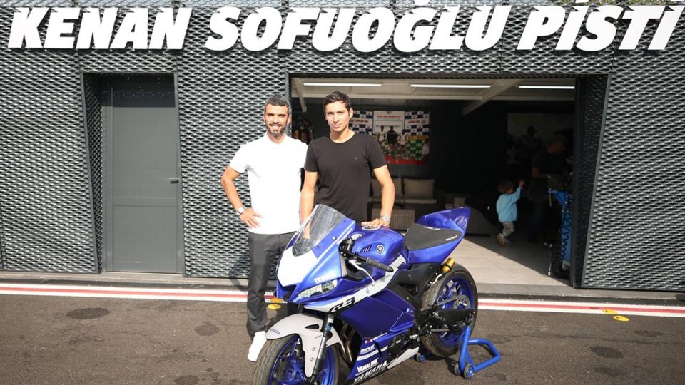 Milli motosikletçiler başarılarıyla dünyada adlarından söz ettiriyor