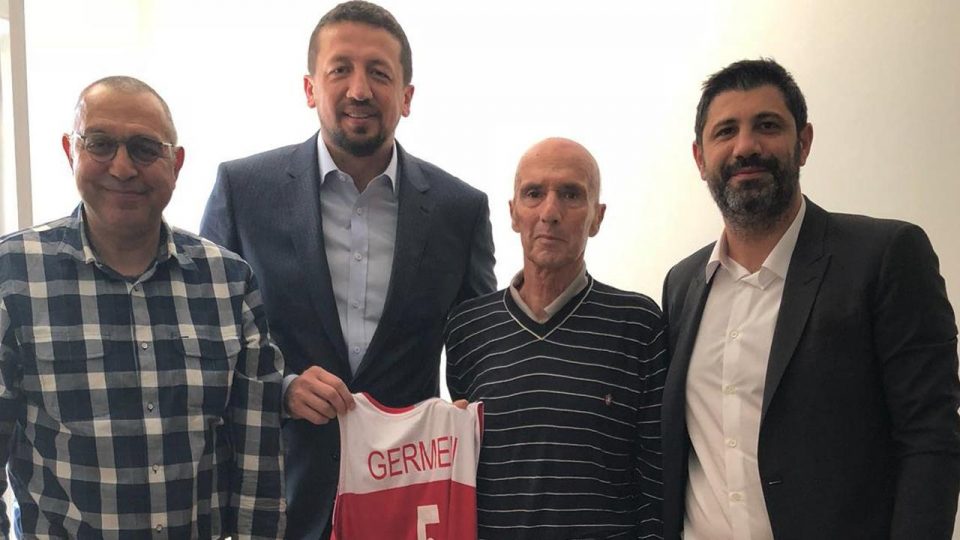 Türk basketbolunun duayenlerinden Nur Germen vefat etti