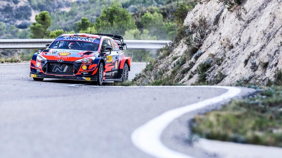 WRC İspanya Rallisi’ni Neuville kazandı