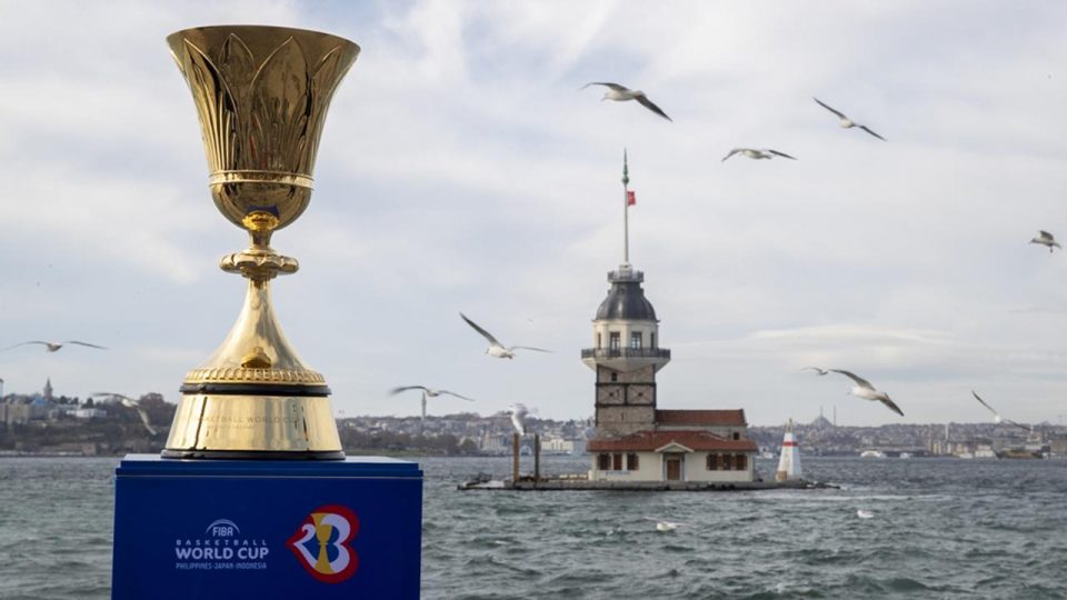 FIBA Basketbol Dünya Kupası İstanbul’da sergilendi