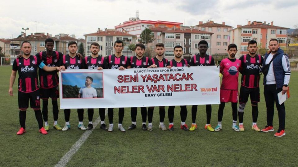 Selde kaybolan futbolcuyu Karabük’teki takım arkadaşları unutmadı
