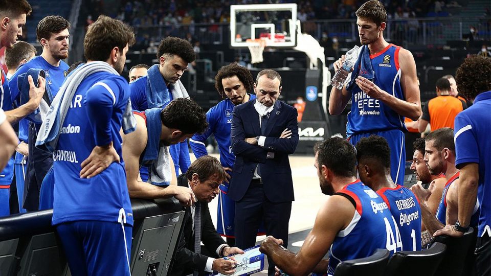 Anadolu Efes Avrupa kupalarında 742. randevu