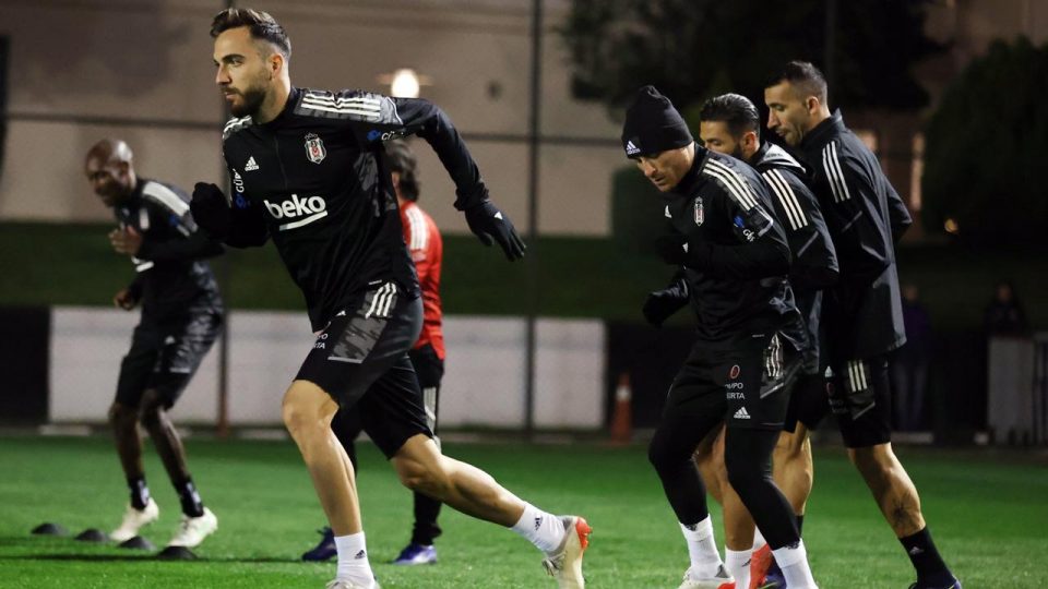 Beşiktaş’ın Kayserispor maçı kamp kadrosu açıklandı