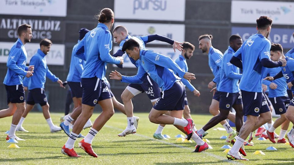 Fenerbahçe Avrupa Ligi’ne galibiyetle veda etmek istiyor