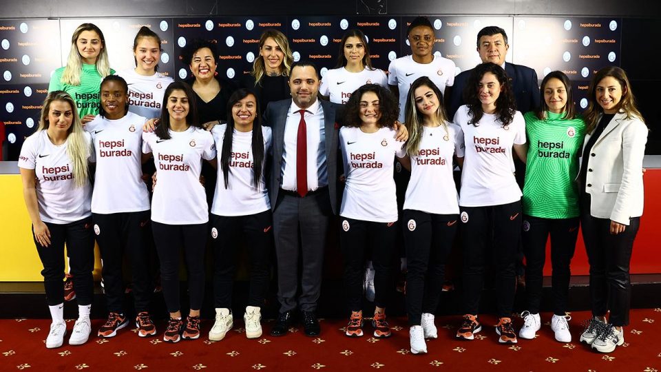 Galatasaray Kadın Futbol Takımı’na yeni sponsor