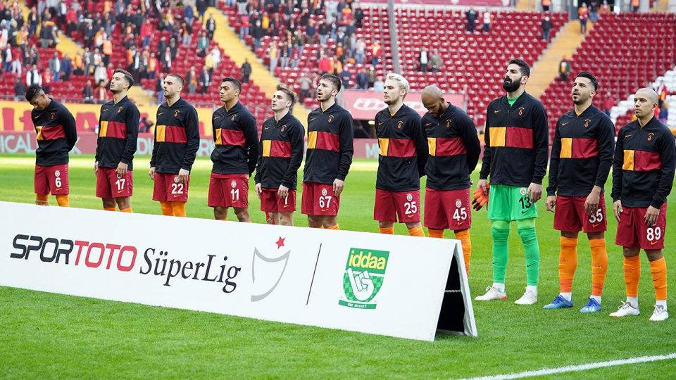 Galatasaray’da 4 değişiklik