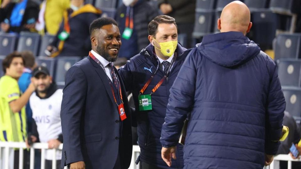 Jay Jay Okocha yeniden Kadıköy’de