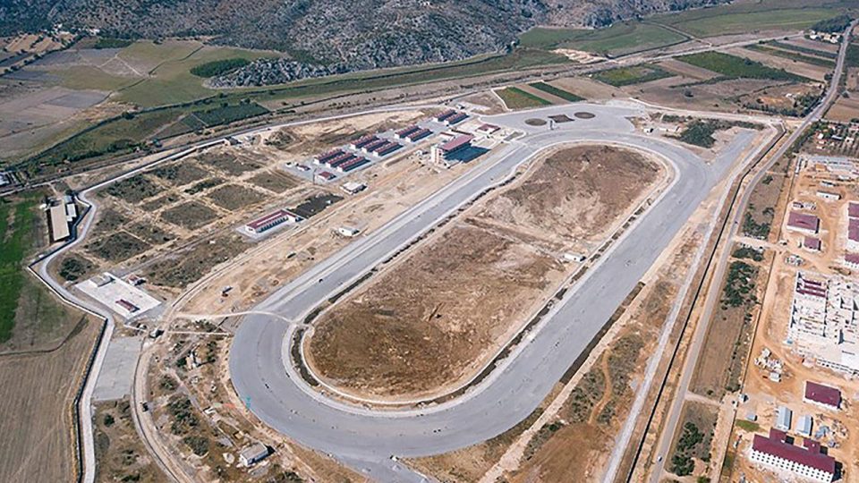 Antalya Hipodromu 19 Ocak’ta açılıyor