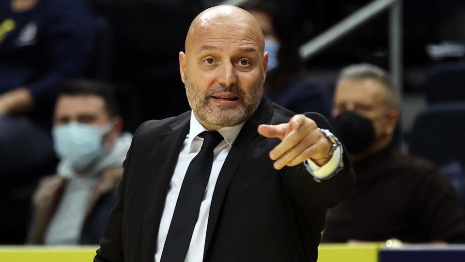 Fenerbahçe Beko’da Aleksandar Djordjevic pozitif çıktı