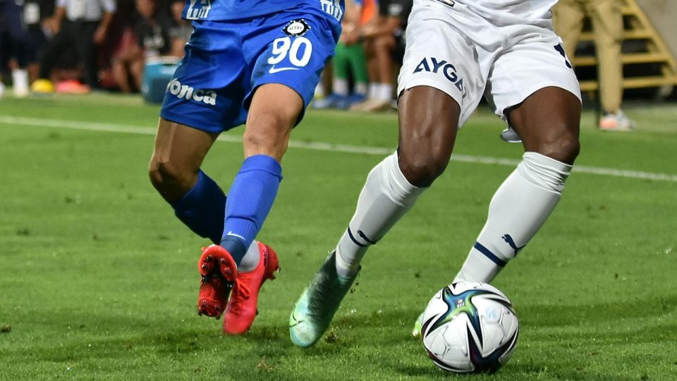 Fenerbahçe ile Altay 108. randevuda