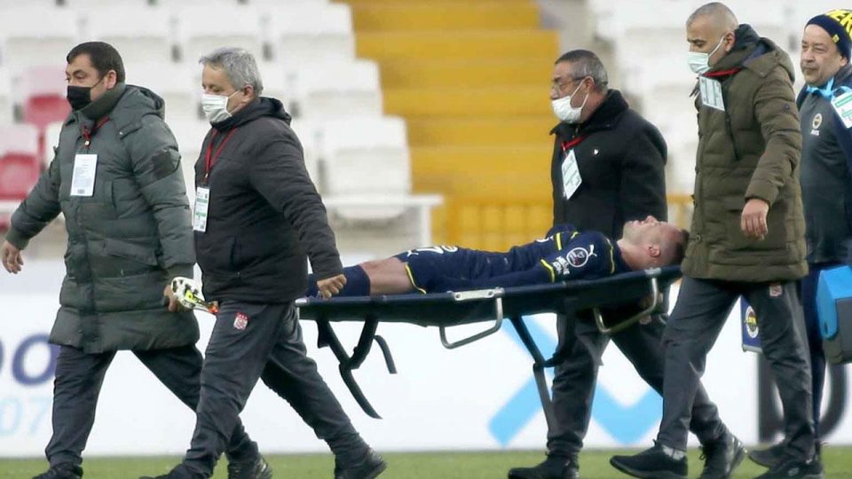 Fenerbahçe Teknik Direktörü Kartal: Novak’ın durumu ciddi