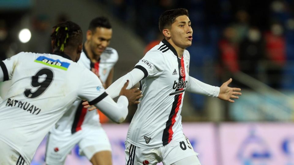 Genç yetenek Emirhan golle başladı
