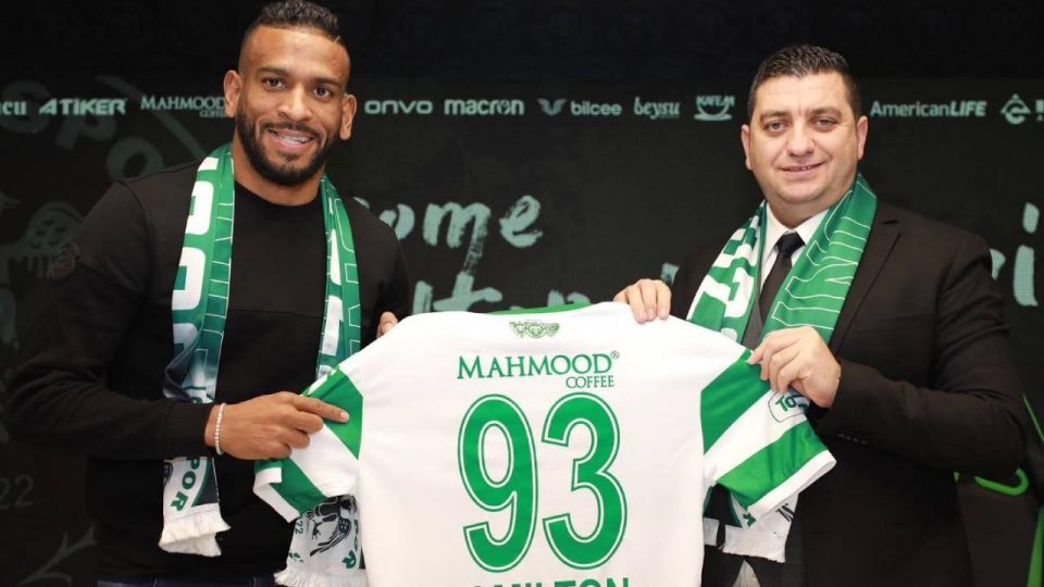 Konyaspor, Amilton’u kadrosuna kattı