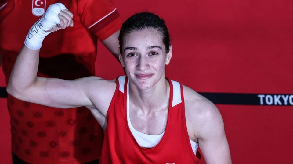 Milli boksör Buse Naz Çakıroğlu Paris Olimpiyatları’na odaklandı