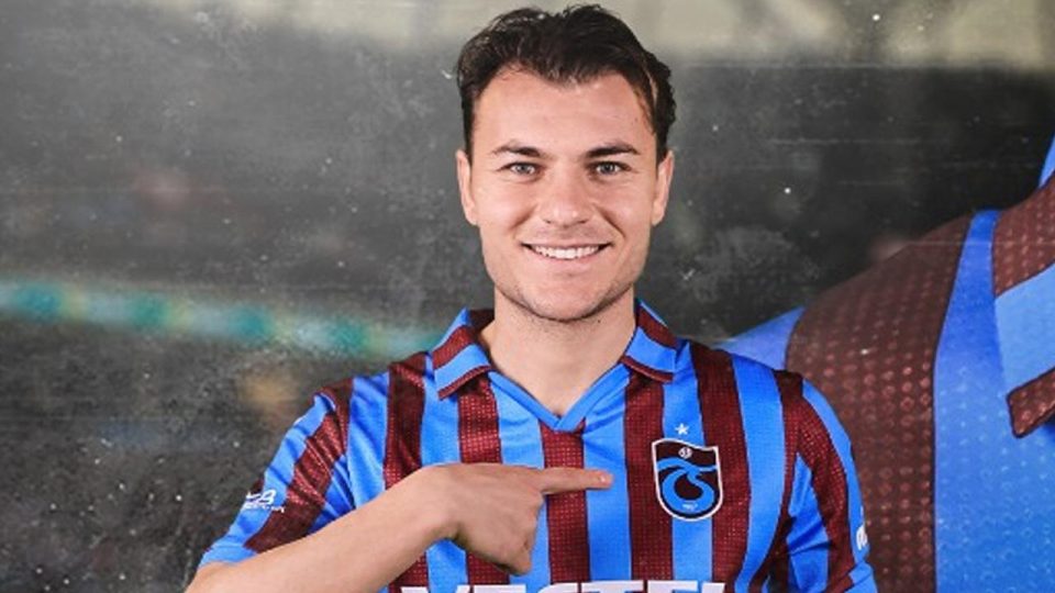 Trabzonspor ile Yusuf Erdoğan sözleşme imzaladı