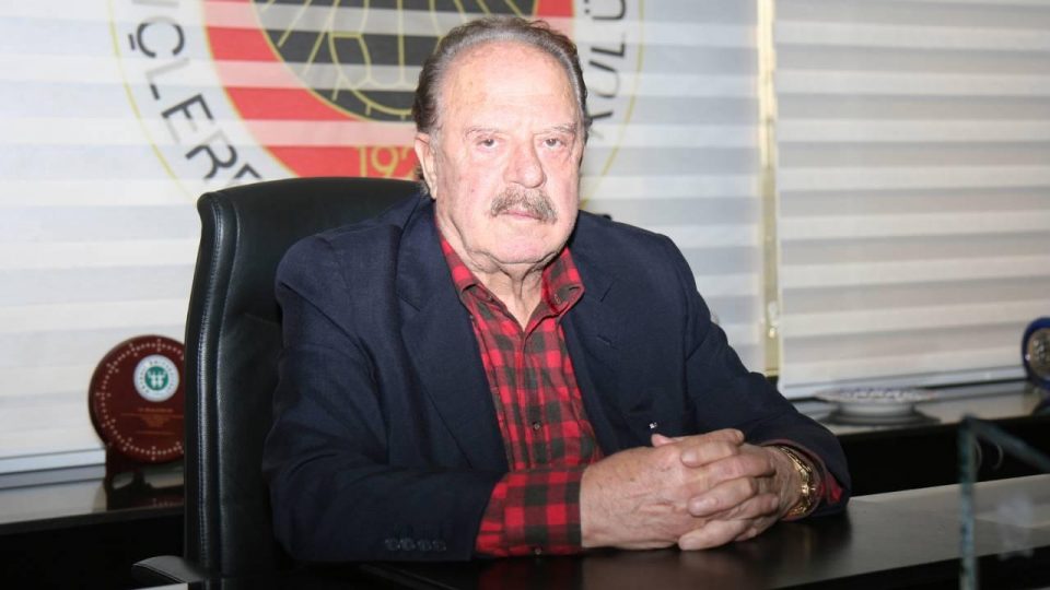 Türk futbolunun efsane başkanı: İlhan Cavcav