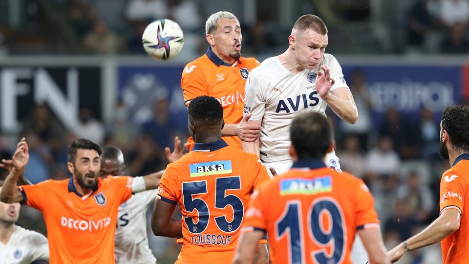 Fenerbahçe ile Başakşehir 28. randevuda
