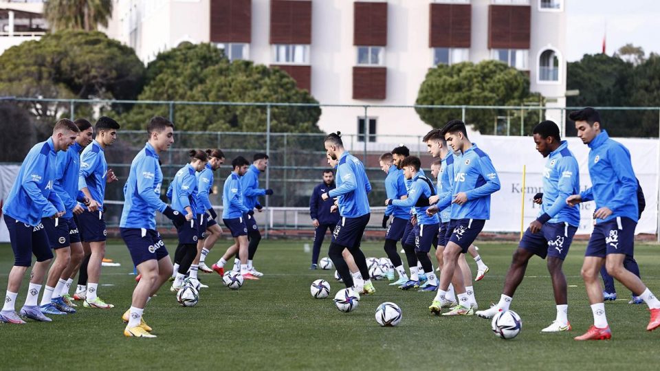 Fenerbahçe’de yabancı oyuncu sayısı azaldı