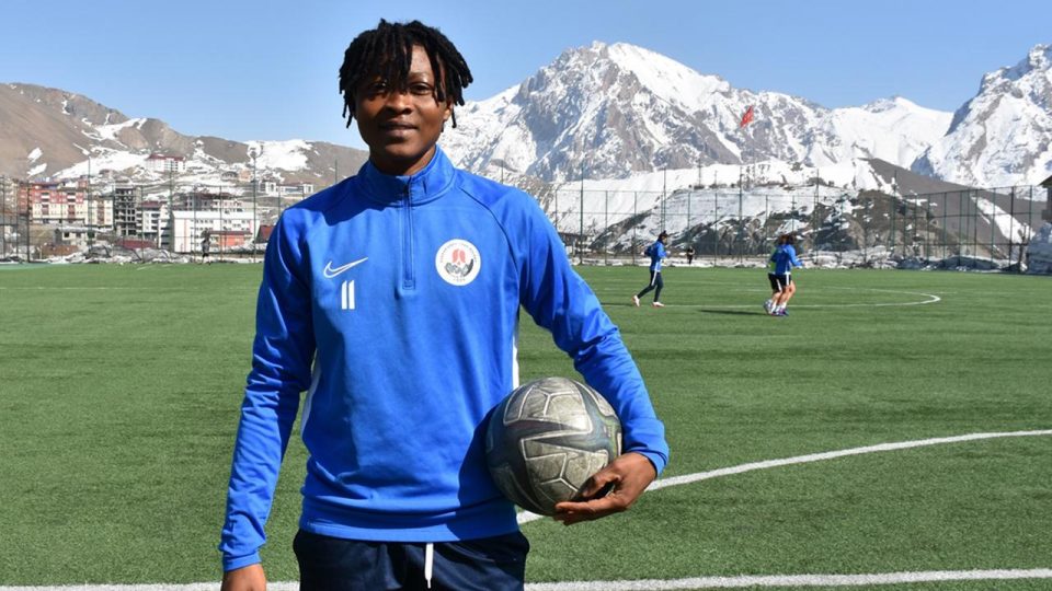 Hakkarigücü’nde üçüncü Afrikalı futbolcu