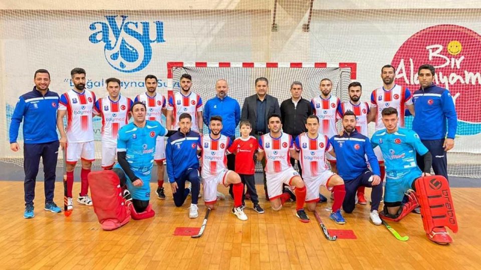 Hokey’de Gaziantep Polisgücü namağlup şampiyon