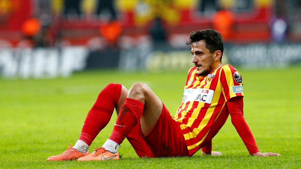 Kayserispor’da Mustafa Pektemek’in testi pozitif çıktı