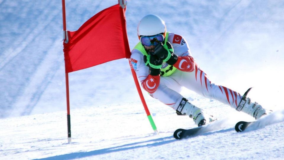 Milli sporcu Berkin Usta büyük slalomda 43’üncü oldu
