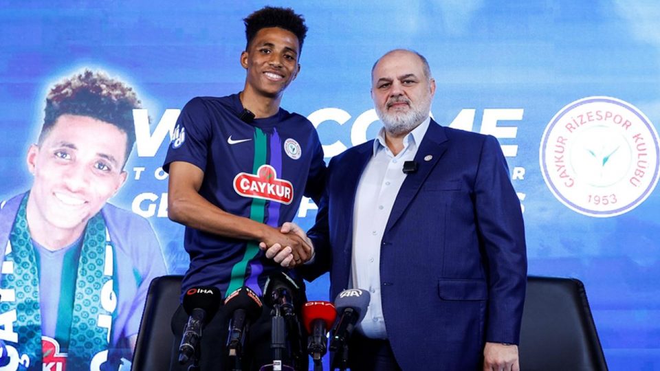 Rizespor ile Gedson Fernandes sözleşme imzaladı