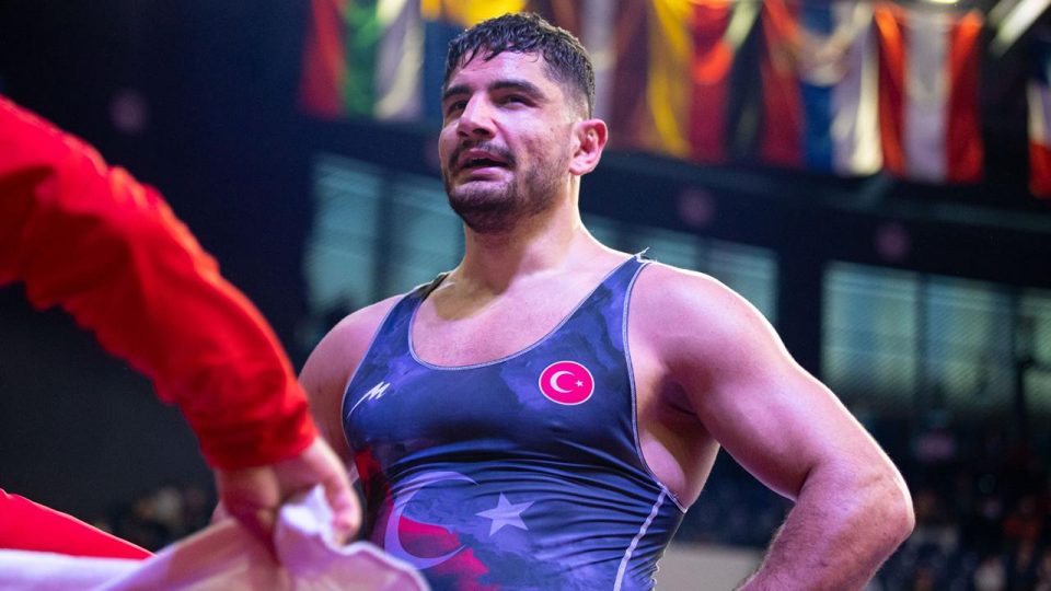 Taha Akgül’den altın madalya