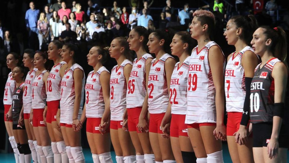 Türk Tıp Öğrencileri Birliğinden “Türk voleybolu”na iki ödül