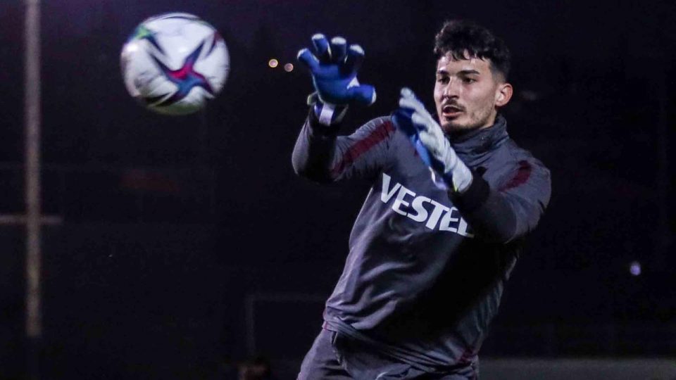 Uğurcan Çakır performansıyla göz kamaştırıyor